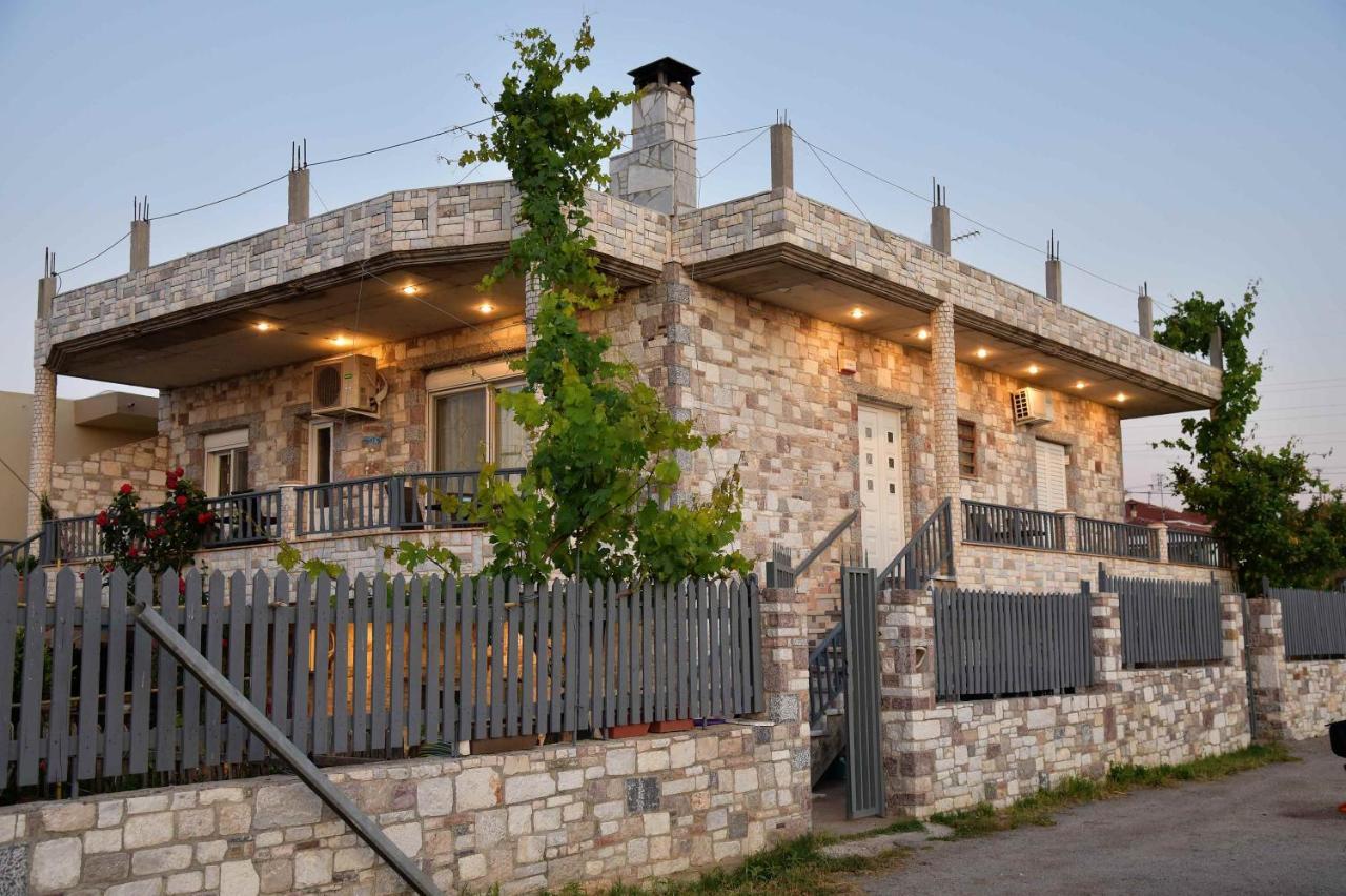 Stone Villa Corinth ภายนอก รูปภาพ