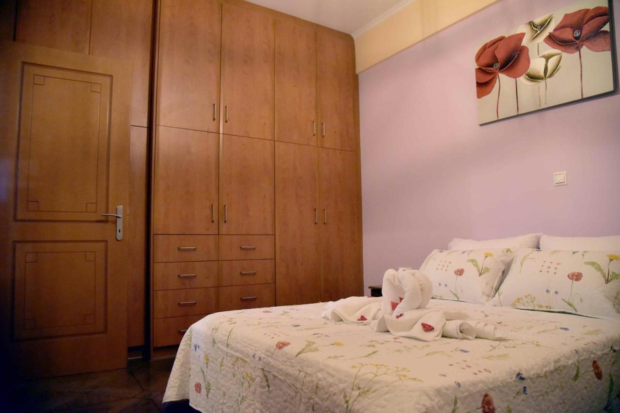 Stone Villa Corinth ภายนอก รูปภาพ